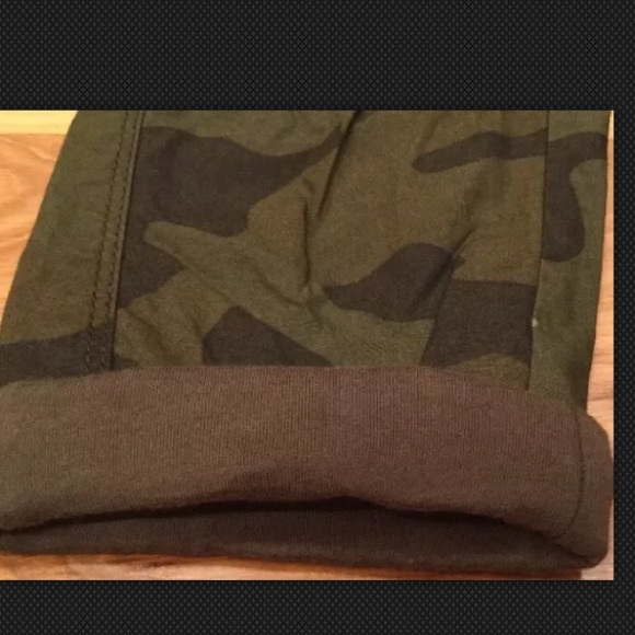 Baby Gap Boys 12-18 Months Camouflage Lined Pants - Picture 4 of 5